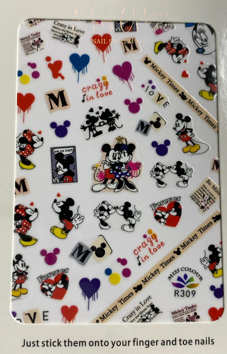 Mickey & Minnie Love